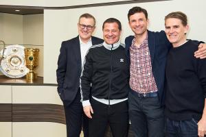 宽言宽语上线克罗斯评价拜仁不续约穆勒：厨子多了煮坏汤